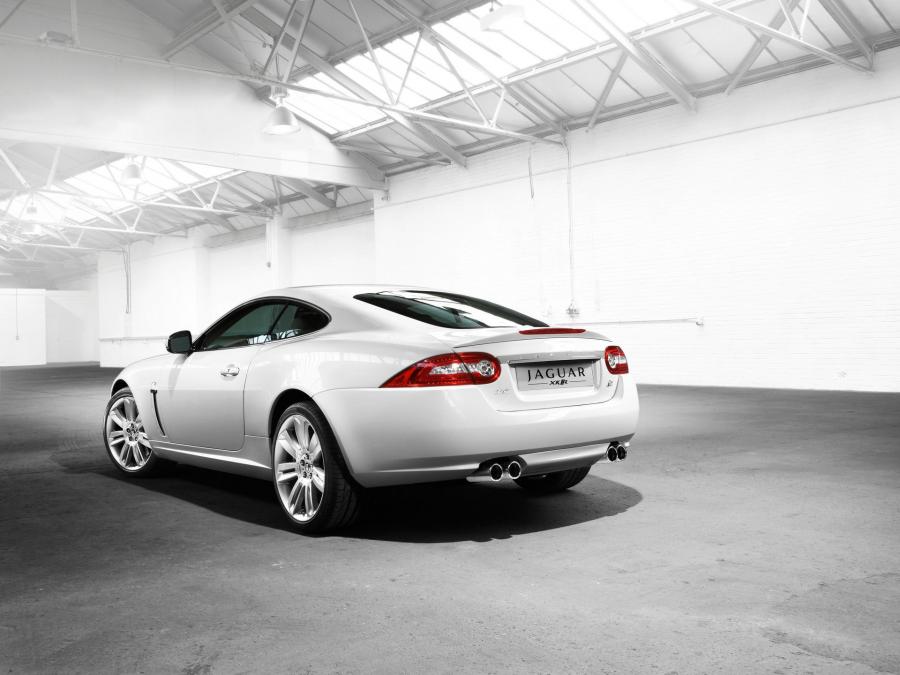  Jaguar XKR Coupe 2009 года  (фото 120 из 132)